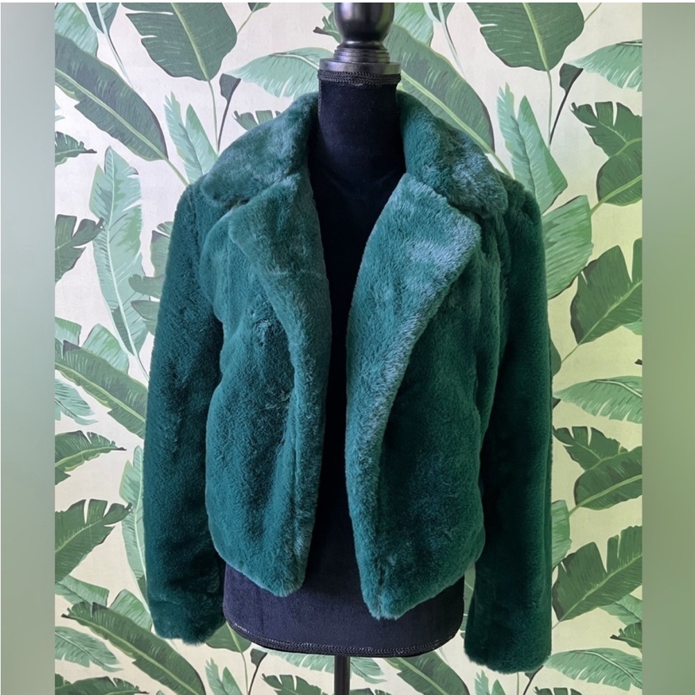 NWOT Blank NYC Emerald Green Faux Fur Bomber Jacket Cropped S sold @free people